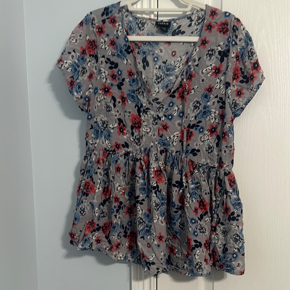 Torrid Silver Tiered Ruffled Blouse